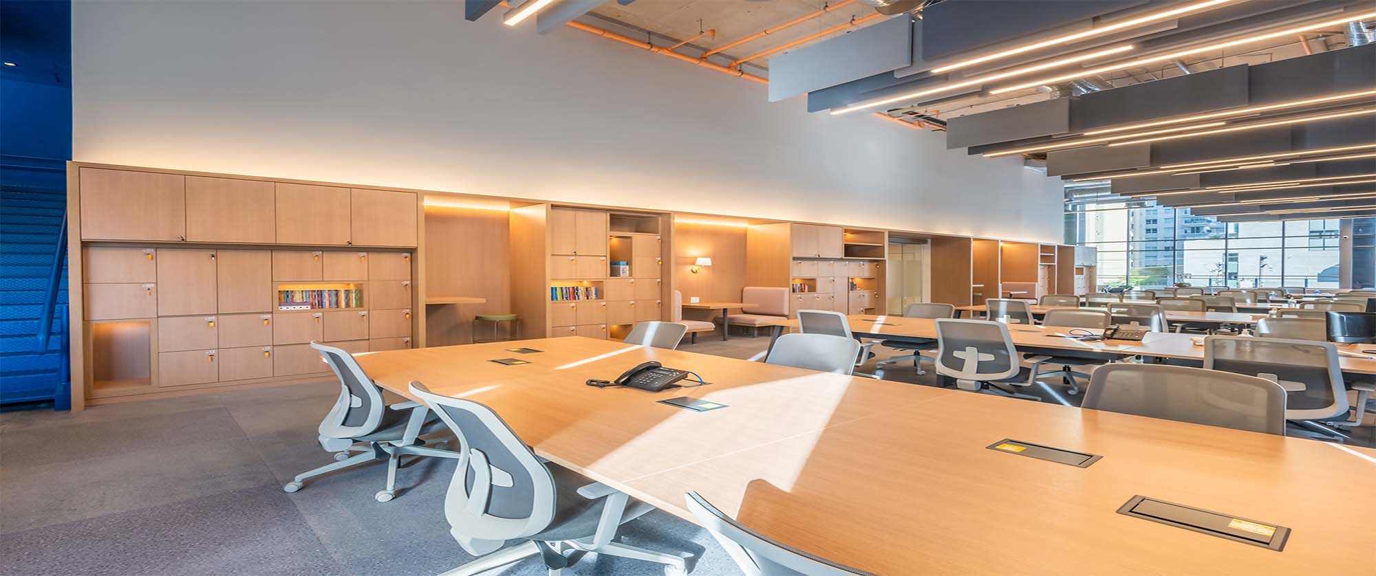 banner-f002-slideshow-02